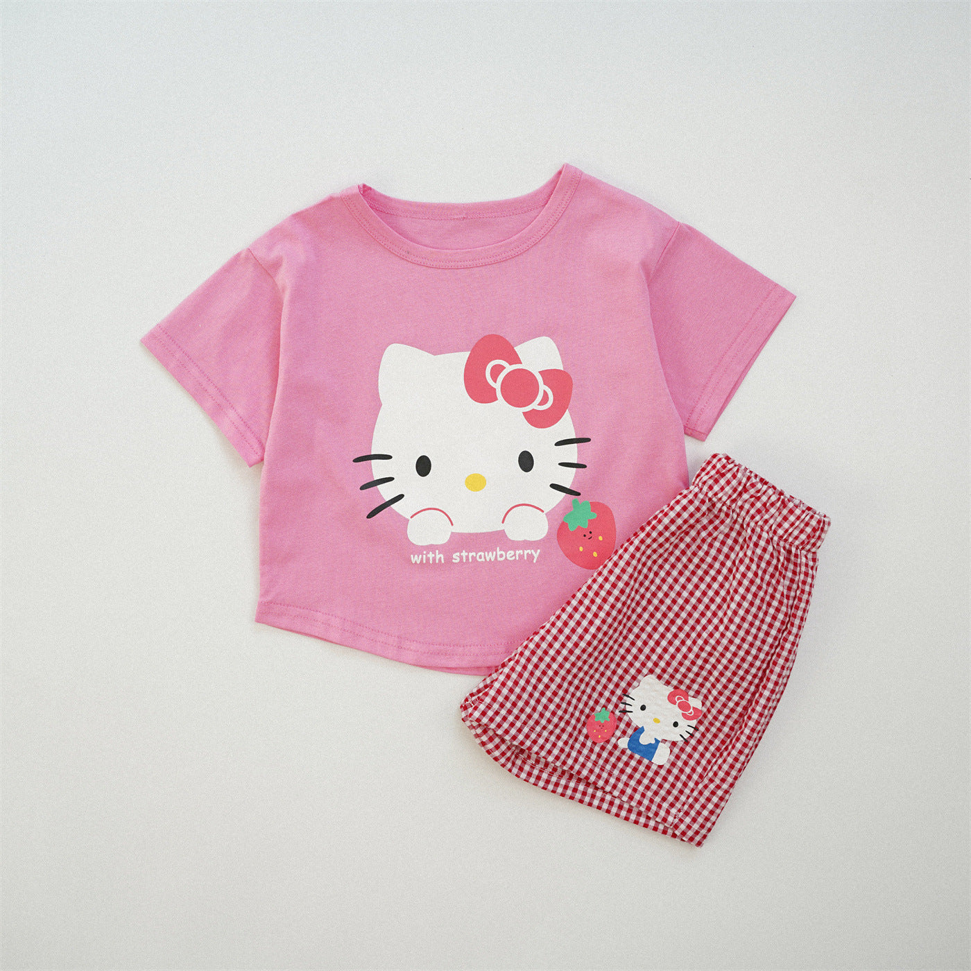 23,29 USD - Ensemble à carreaux pour enfants de style dessin animé