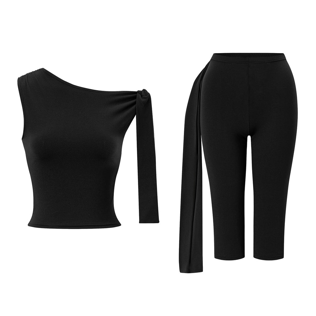 26.76 USD Ensemble débardeur uni à col en V et short à lacets coupe ajustée