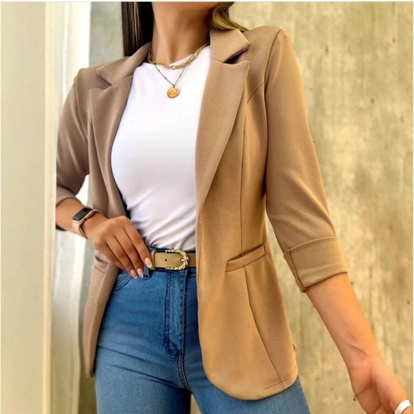 27.50 USD veste de costume minimaliste unie à manches longues et col.