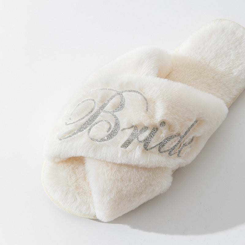 Pantuflas cruzadas