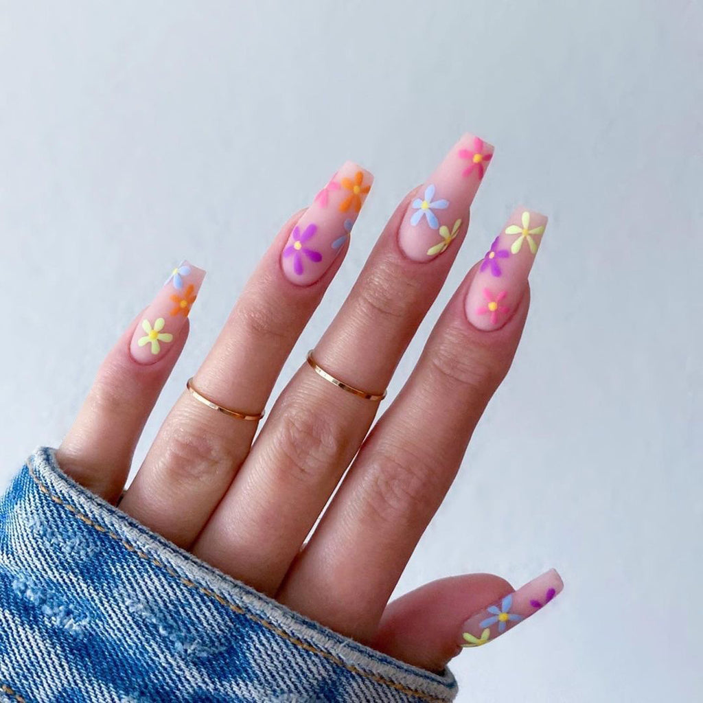 15.13 USD Série Pastorale Tournesol Arc-en-ciel Produits finis d'amélioration des ongles Patch d'amélioration des ongles Patch d'ongles amovible
