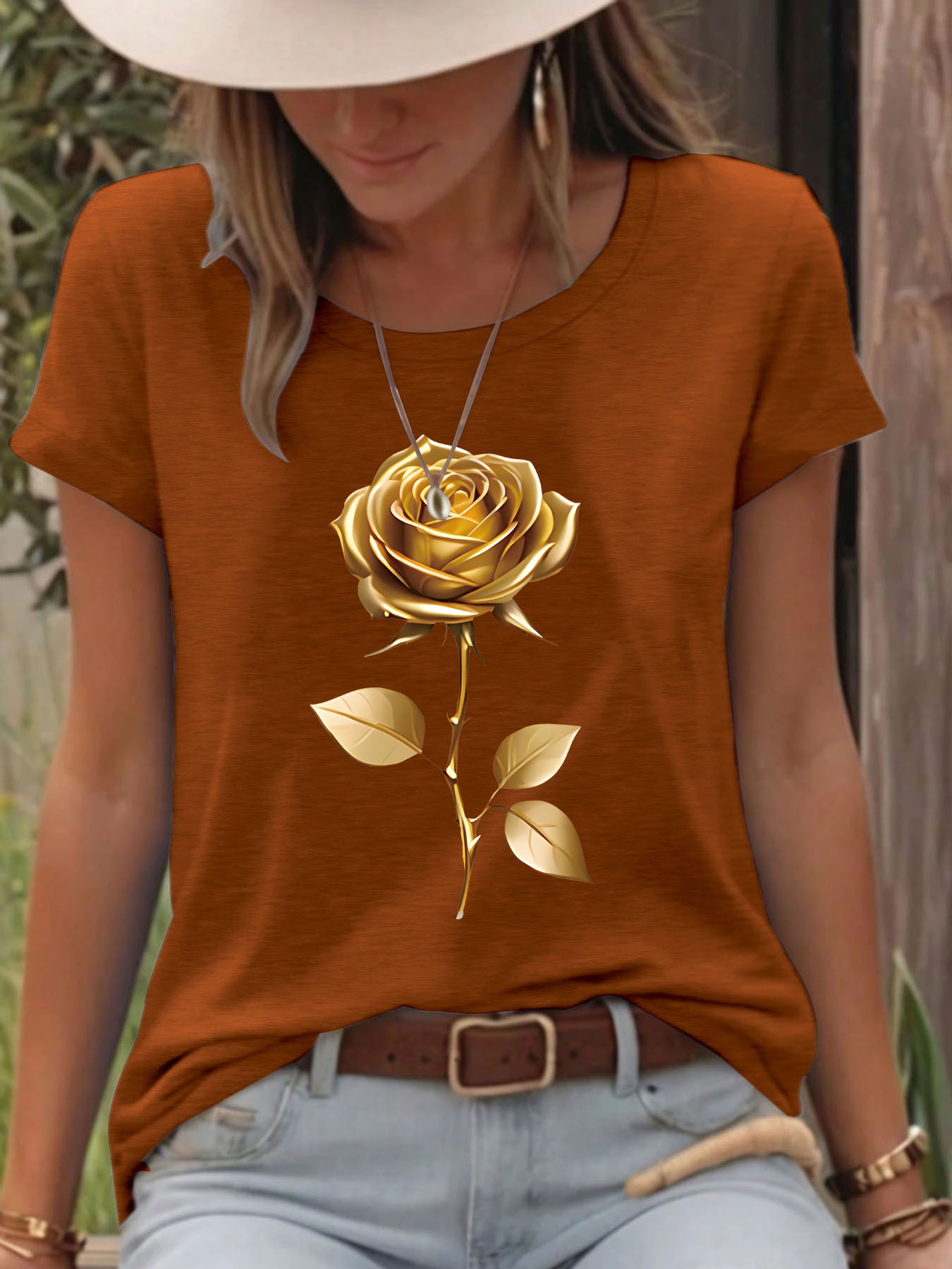 $18.62 - Short Sleeve Round Neck T-Shirt with Gold Rose