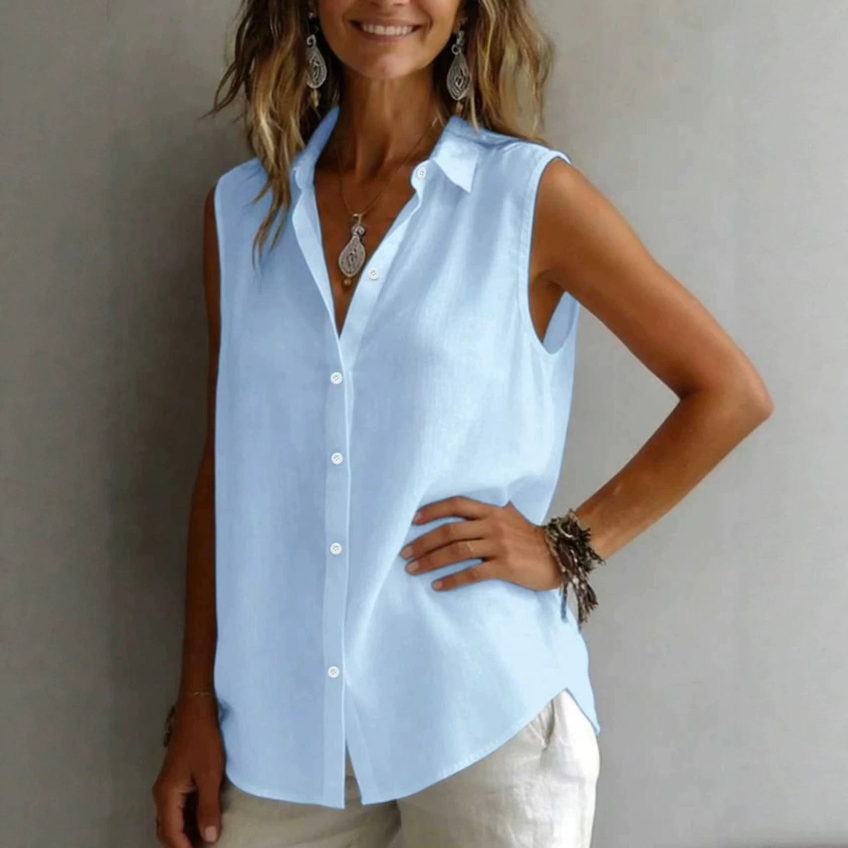 Plain sleeveless shirt for women