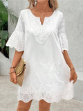 Robe femme unie à manches cinq-quarts et broderie ajourée