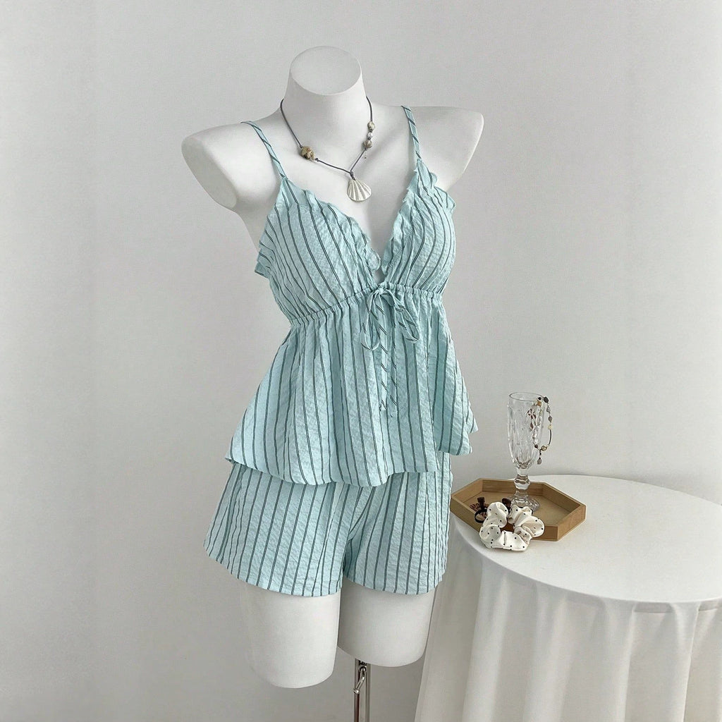Ensemble deux pièces débardeur rayé à col en V et short pour femme