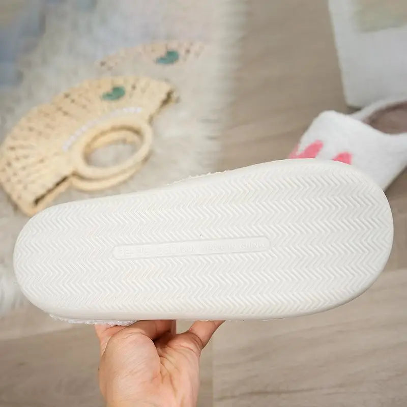 25.61 USD - Women's Casual Fluffy Slippers, Stylish and Trendy Winter Shoes with Soft and Downy Fur, Home Plush Mama Style.