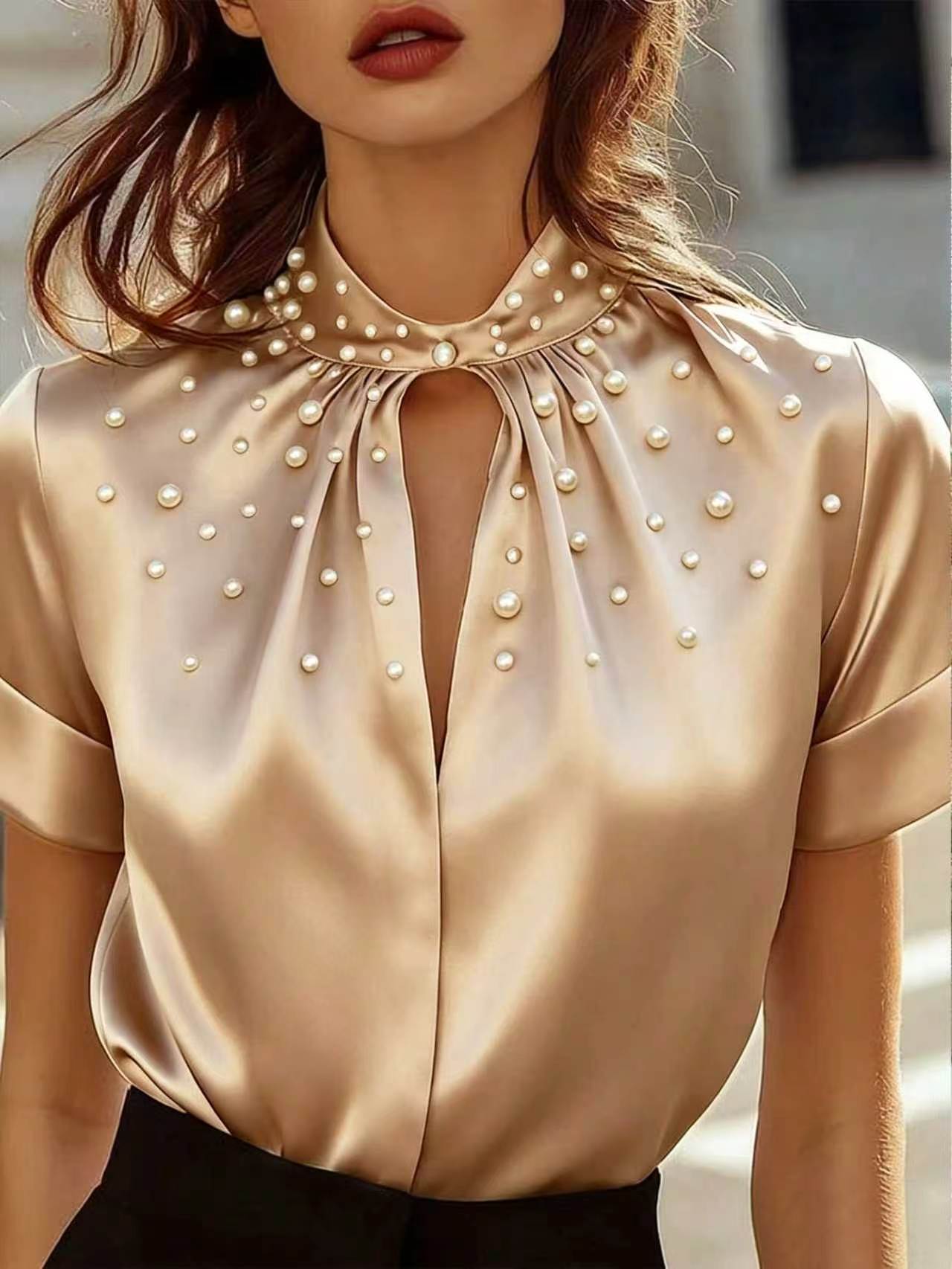 women's short-sleeved top