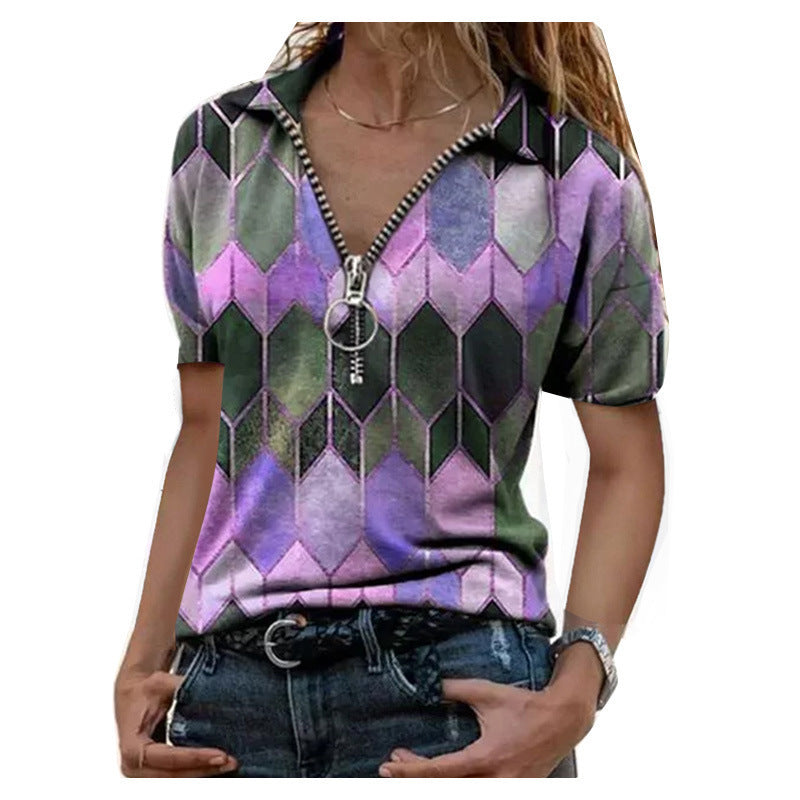 New short-sleeved summer T-shirt with zip, V-neck, and contrasting print