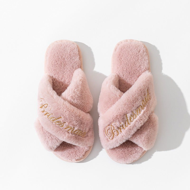 16.30 USD - Cross Slippers