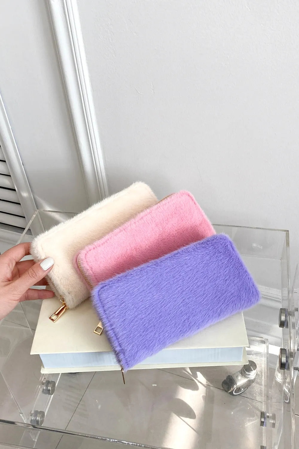 Plain rectangular plush wallet
