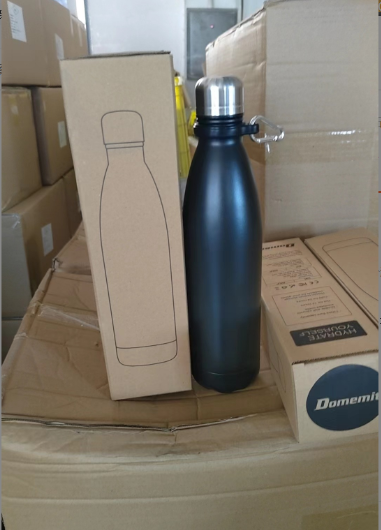 750 ml Coca-style bottle with removable bottom, outdoor sports water bottle, multifunctional stainless steel thermos.