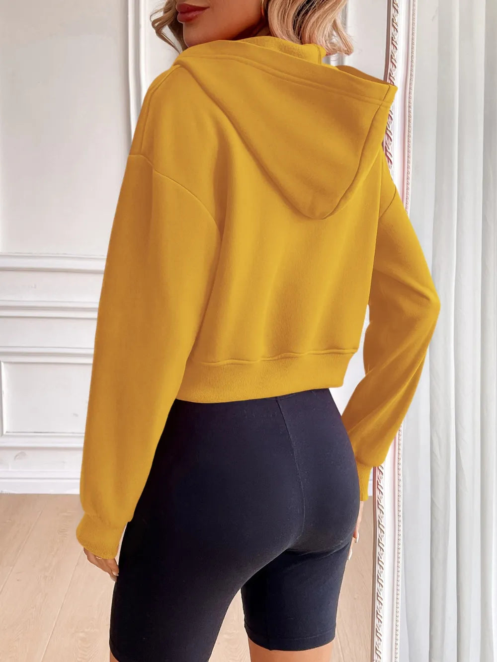 Zipped hoodie with dropped shoulders