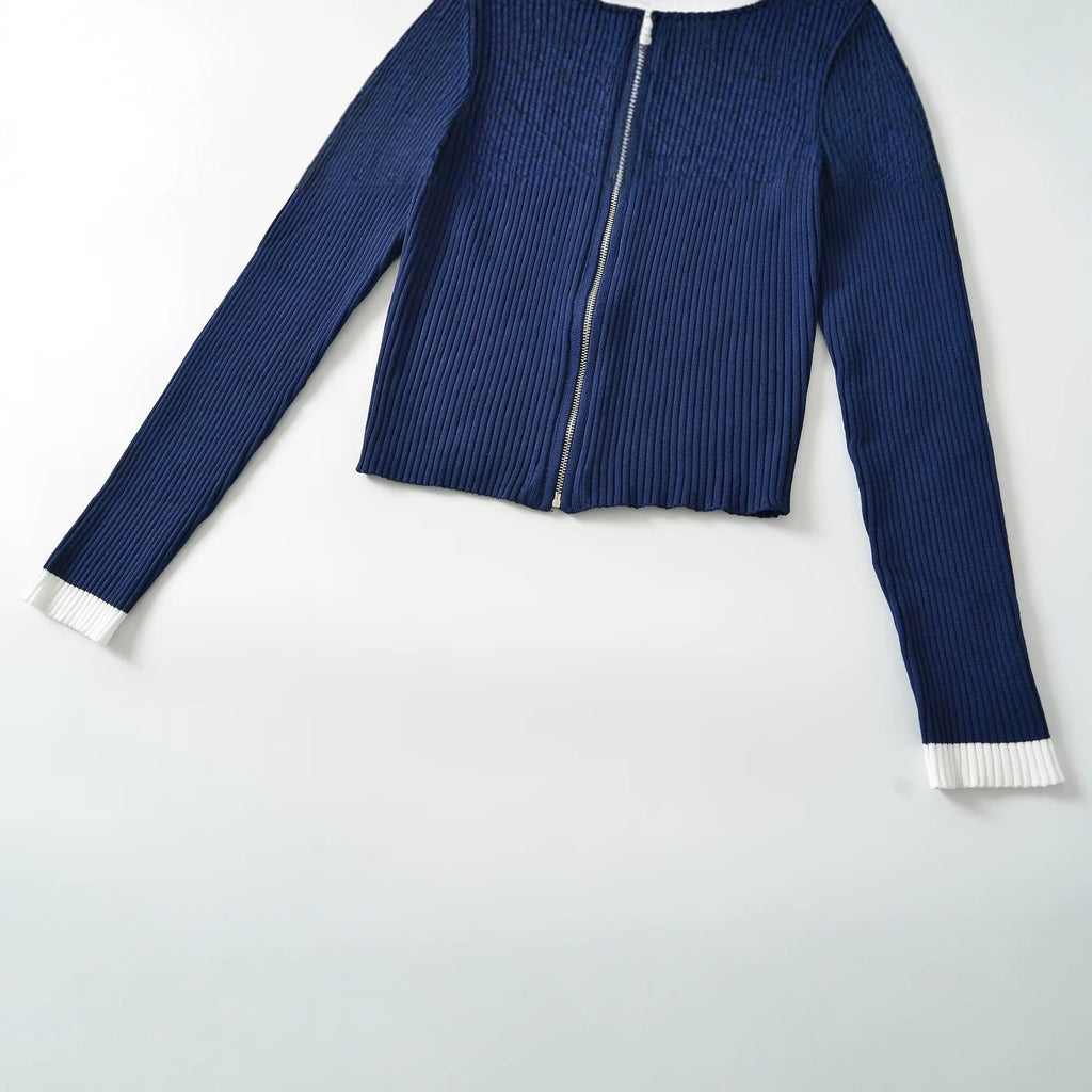 Color blocked cuffs threaded stand up collar knitted sweater for women