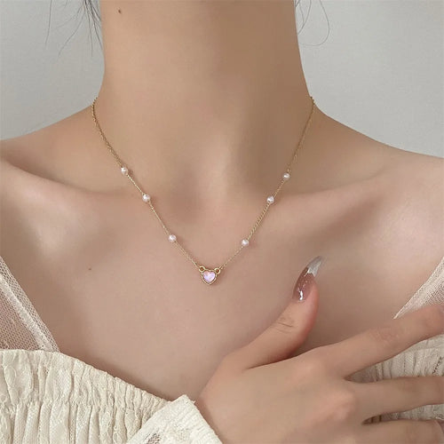 $12.97 - Gold Heart Pendant Choker Necklace, Minimalist Style, for Women and Girls. Trendy Jewelry, Ideal for Parties.