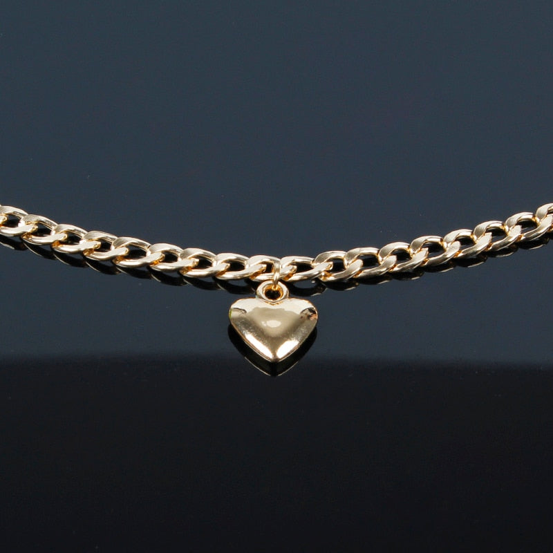 13,18 USD - Collier ras du cou tendance pour femme, pendentif en forme de cœur doré ou argenté.
