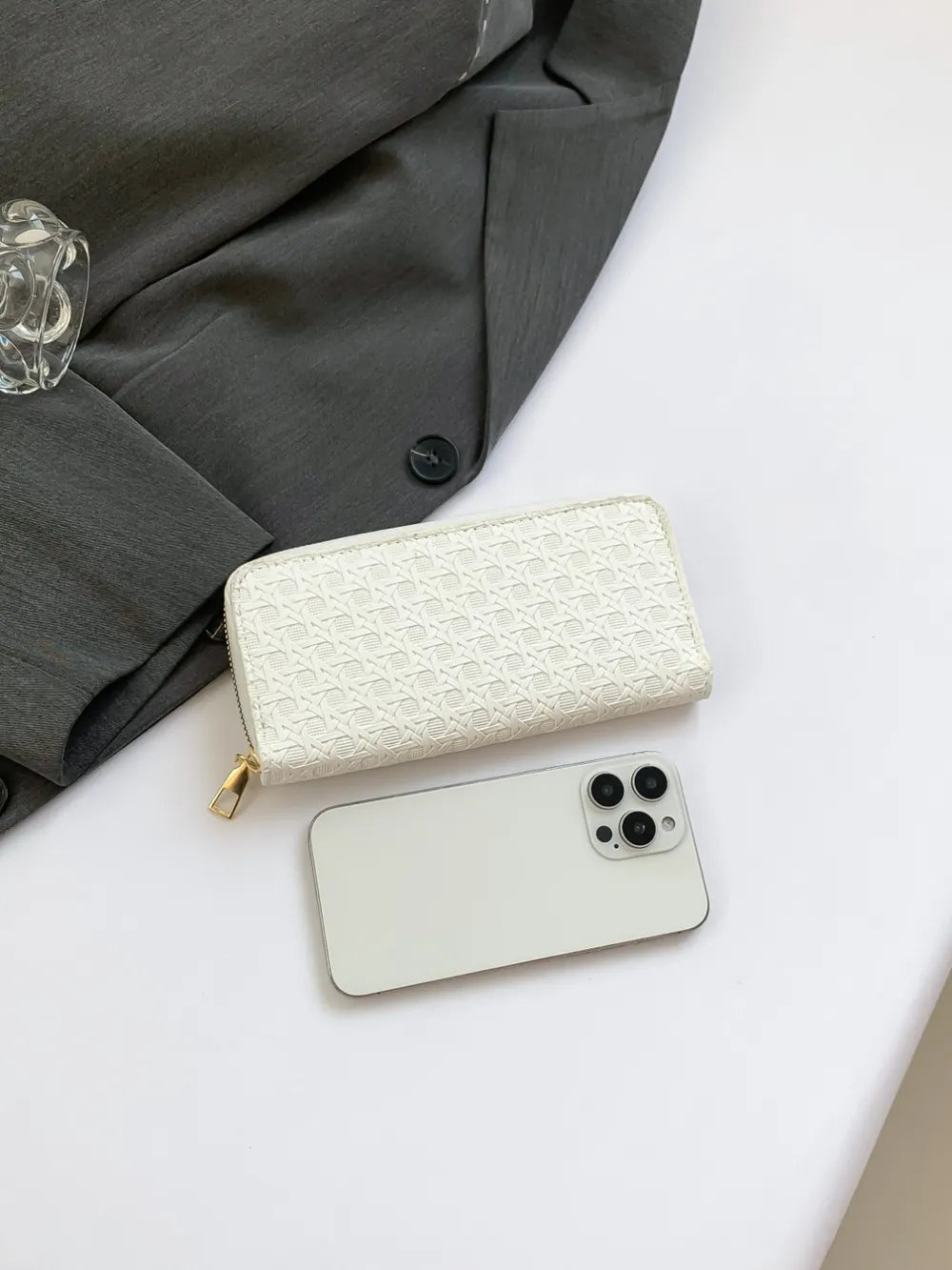 12.81 USD Portefeuille en cuir PU couleur unie