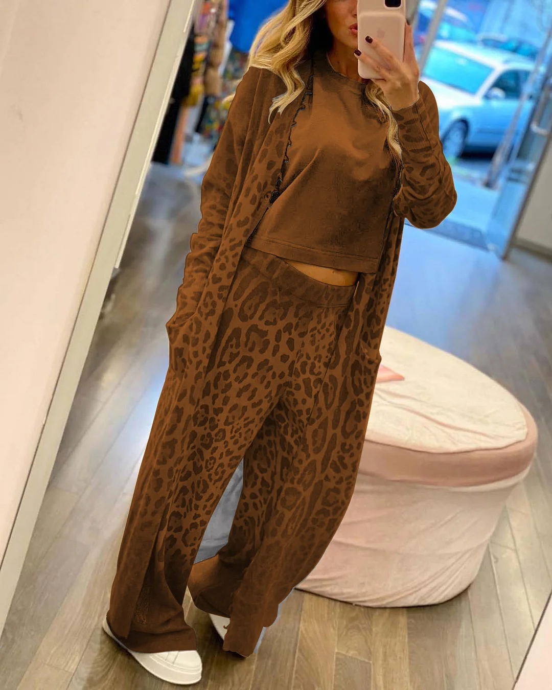 Ensemble deux pièces pour femme : veste cardigan à manches longues et pantalon long, motif léopard