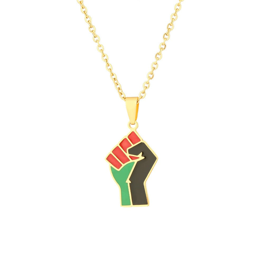 Collier avec pendentif en forme de poing rouge vert noir pour hommes et femmes – Collier géométrique en acier au titane pour couples – Bijou tendance