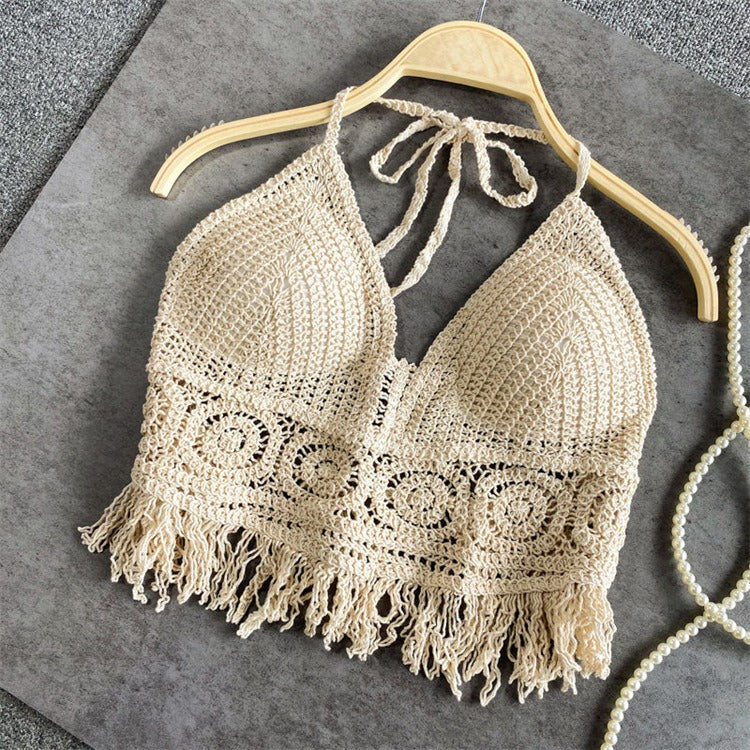 Women's embroidered hollow-out bralette with high neck, short, open back, inner straps and chest pads