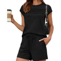Ensemble d'été tendance : haut rayé et short uni pour femme