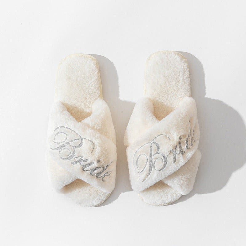 Pantuflas cruzadas