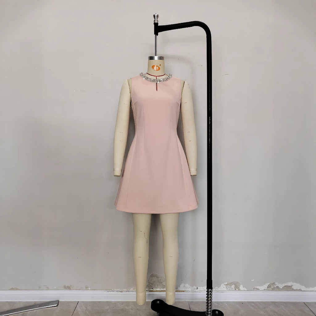 sleeveless dress