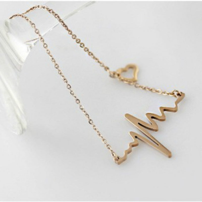 Collier simple en forme de cœur ondulé, pendentif chic ECG en or, bijou vintage pour femme