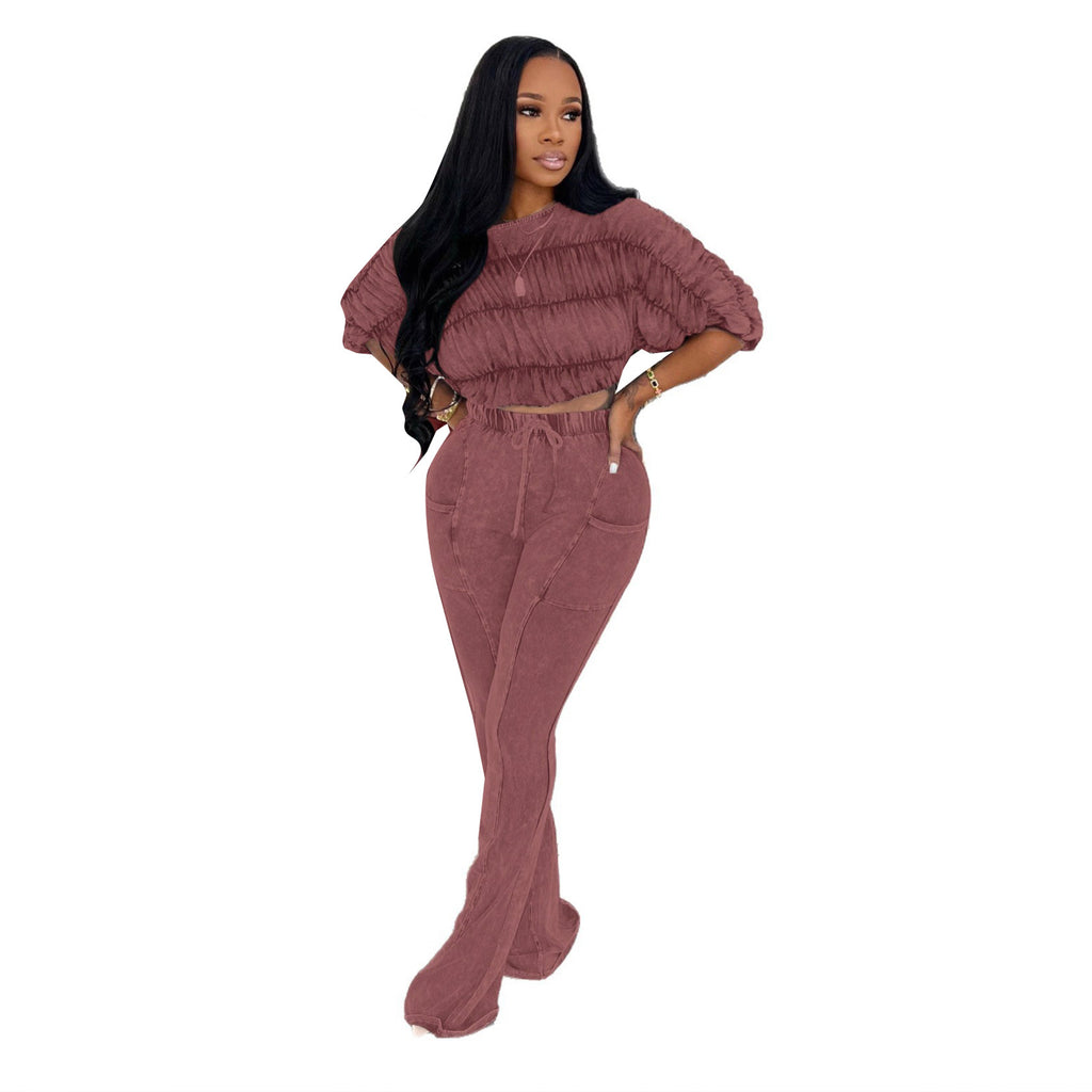 Ensemble deux pièces sexy composé d'un crop top et d'un pantalon long évasé slim