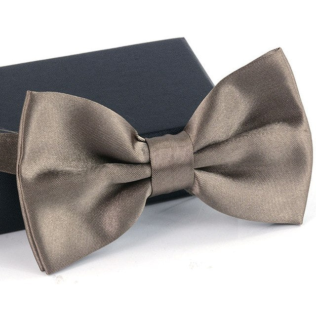 12.43 USD Nœud papillon homme, 1 pièce, style classique, en satin, idéal pour smoking, mariage ou soirée. Motif papillon ajustable.