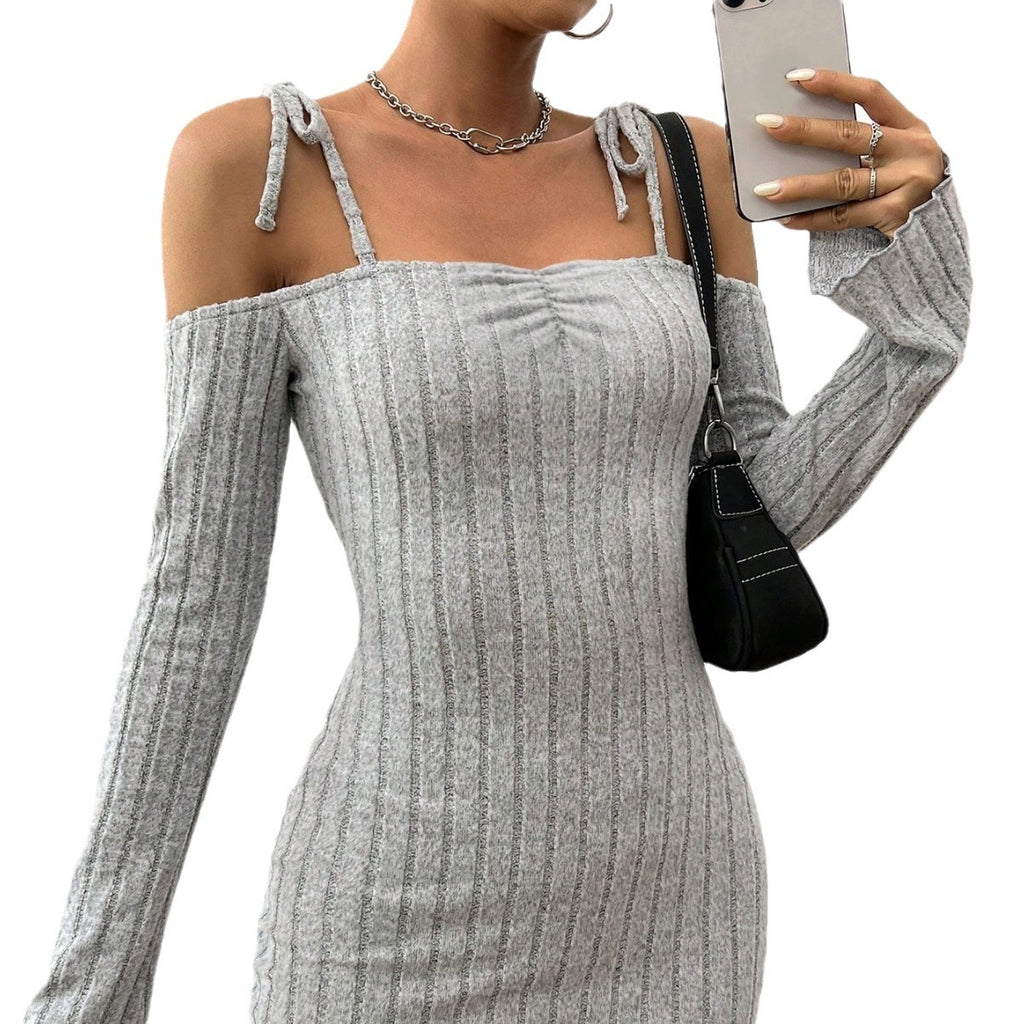 Robe-camisole légère à bretelles pour femme, style mature, automne-hiver, col asymétrique, coupe ajustée et jupe courte élégante