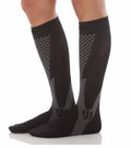 13.97 USD Chaussettes de football respirantes d'été pour hommes, chaussettes élastiques spéciales pour mollets, idéales pour la course, le fitness et le sport.