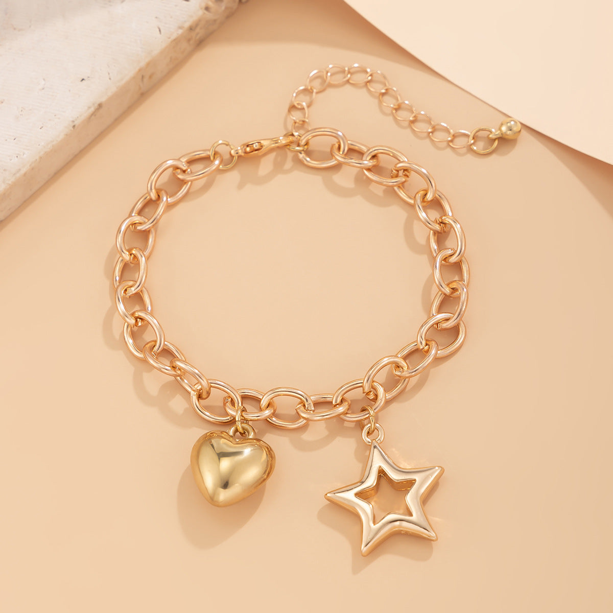 $7.75 - New Women's Summer Bracelet, Minimalist Hollow Pentagram, Peach, and Heart Alloy Bracelet
