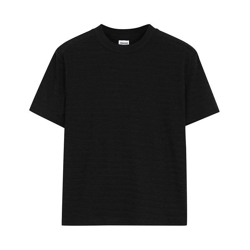 23,29 USD - T-shirt à manches courtes unisexe, tendance et simple, coupe courte et épaules classiques.