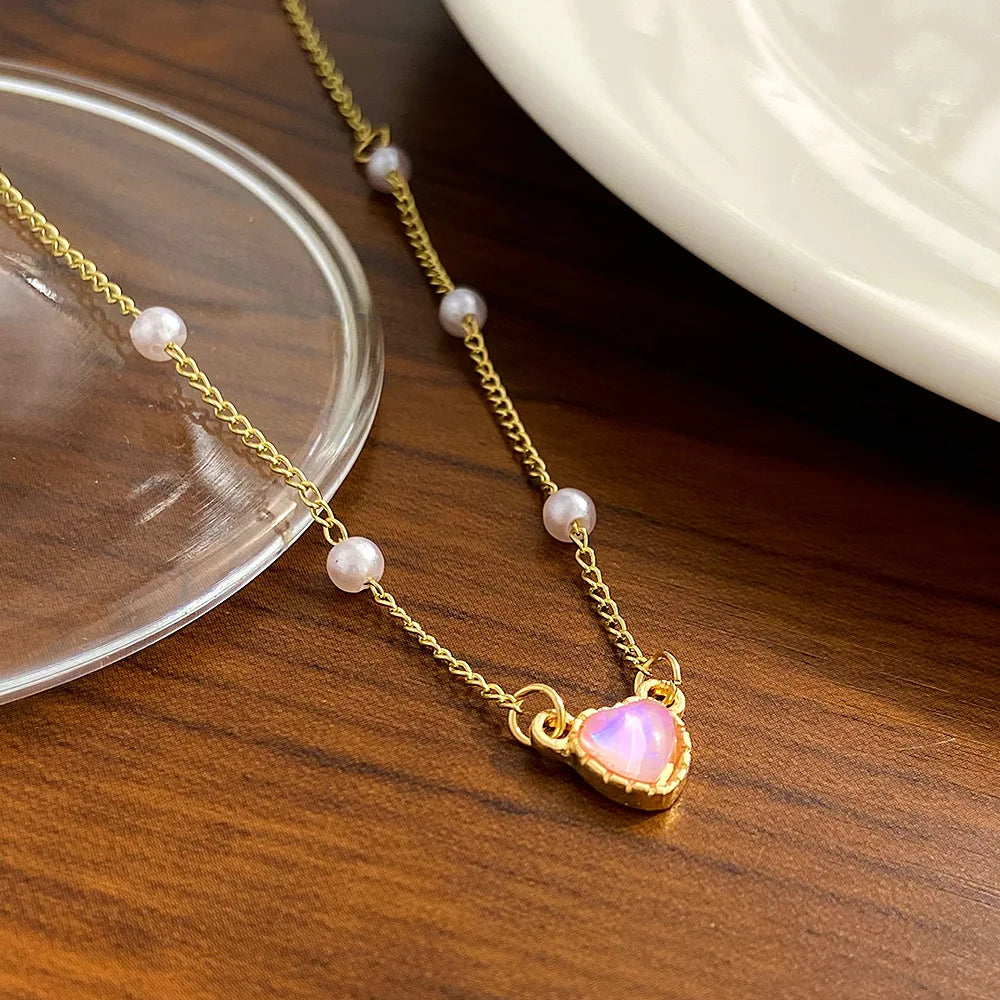 $12.97 - Gold Heart Pendant Choker Necklace, Minimalist Style, for Women and Girls. Trendy Jewelry, Ideal for Parties.