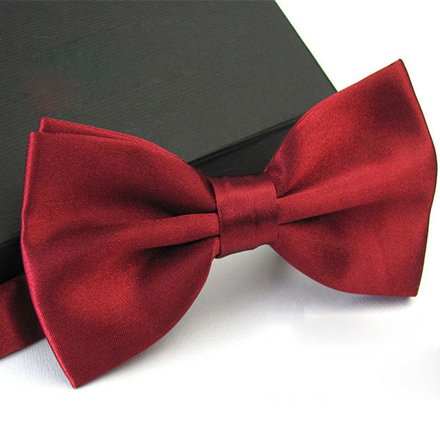 12.43 USD Nœud papillon homme, 1 pièce, style classique, en satin, idéal pour smoking, mariage ou soirée. Motif papillon ajustable.