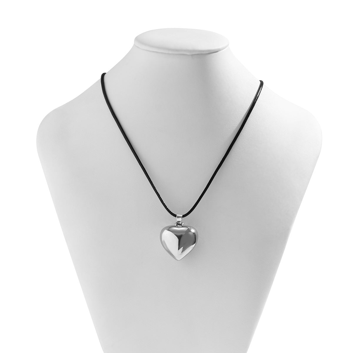 9.30/10.47 USD - Simple and Creative Love Pendant, Versatile Clavicle Chain, Personalized Waxed Cord, Cold Wind Necklace for Women