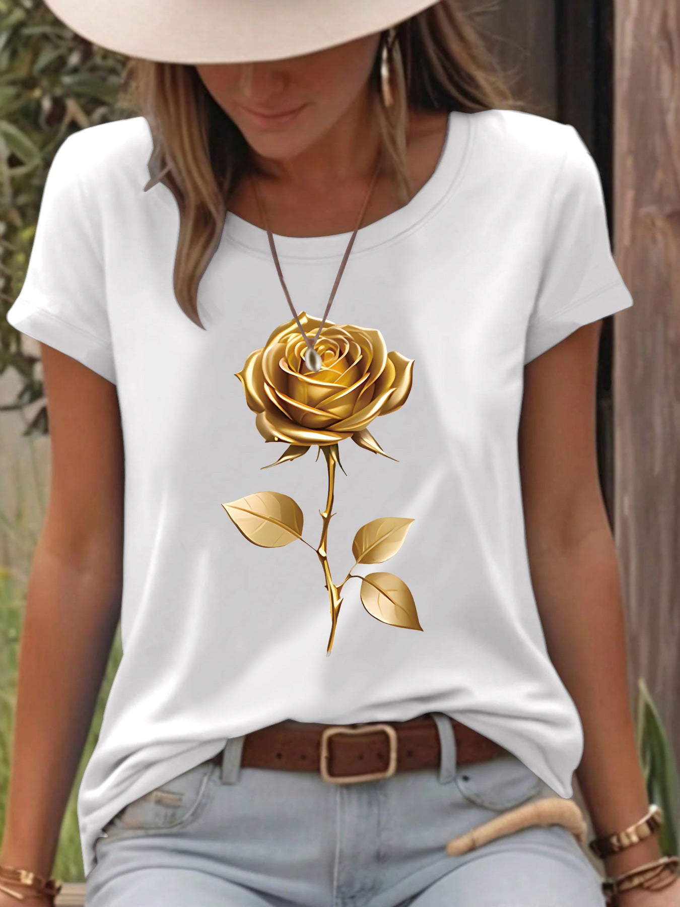 $18.62 - Short Sleeve Round Neck T-Shirt with Gold Rose