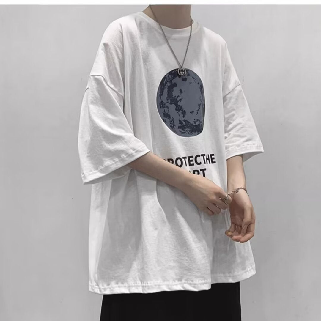 Loose-fit mid-length sleeve T-shirt