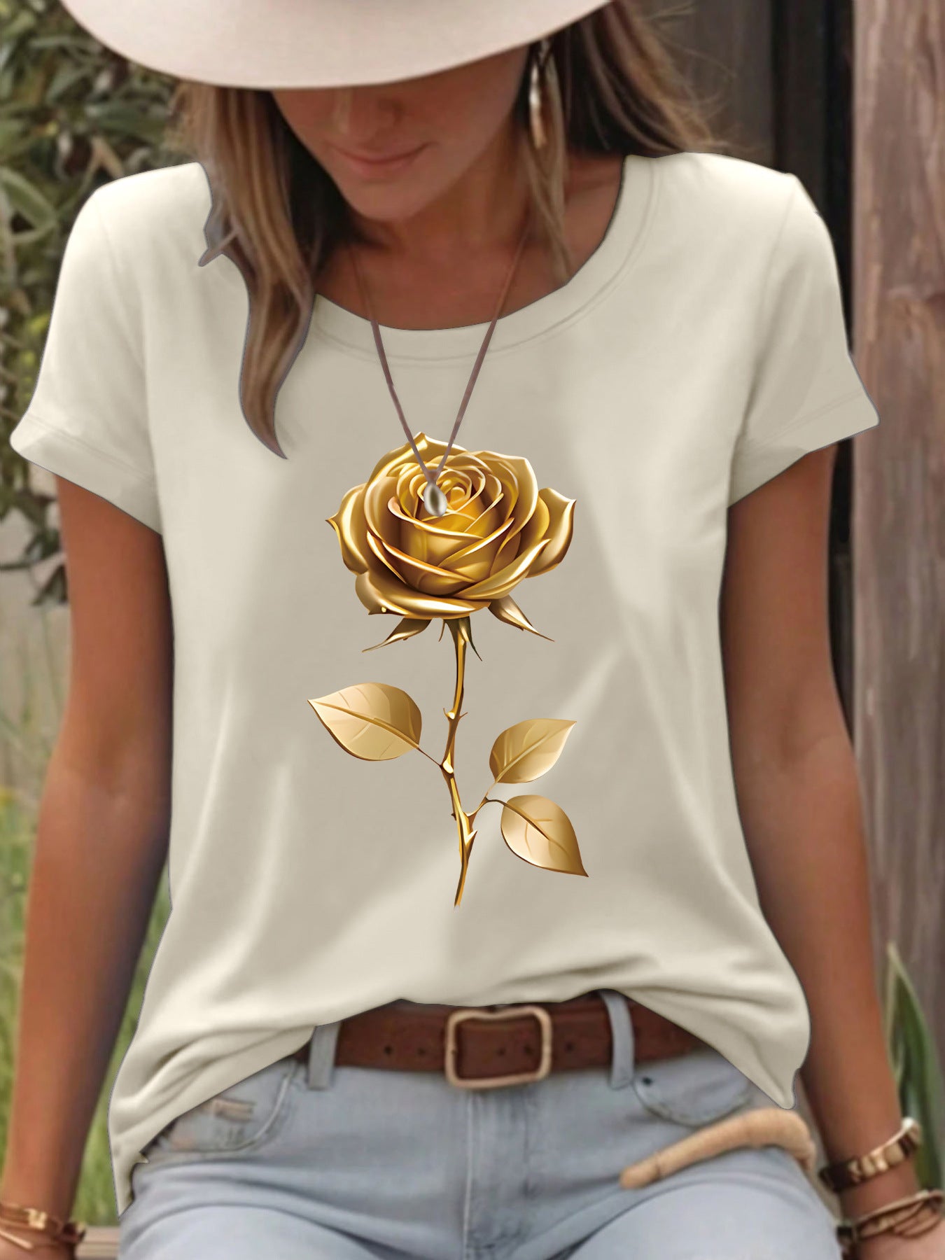$18.62 - Short Sleeve Round Neck T-Shirt with Gold Rose