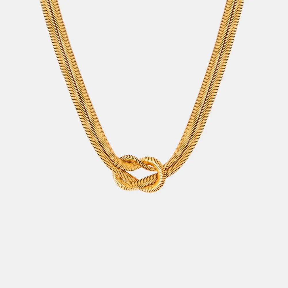 17,70 USD - Collier nœud en acier titane