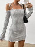 Robe-camisole légère à bretelles pour femme, style mature, automne-hiver, col asymétrique, coupe ajustée et jupe courte élégante