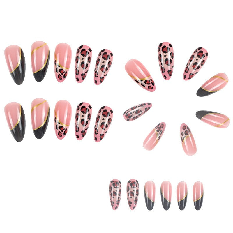Almond manicure, natural look, trendy style, medium-length nails, patch effect.