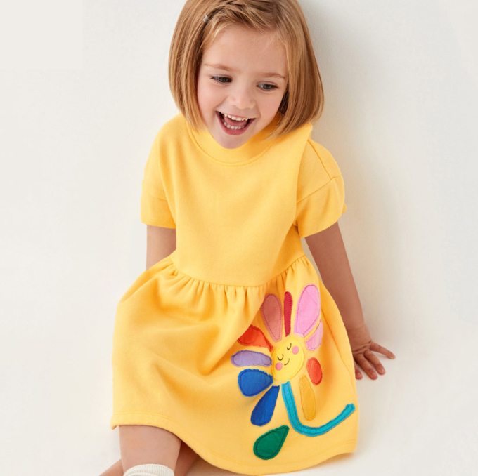 15,13 USD Robe d'été pour enfants, nouvelle robe de princesse pour petites et moyennes, robe de demoiselle d'honneur tricotée à manches courtes