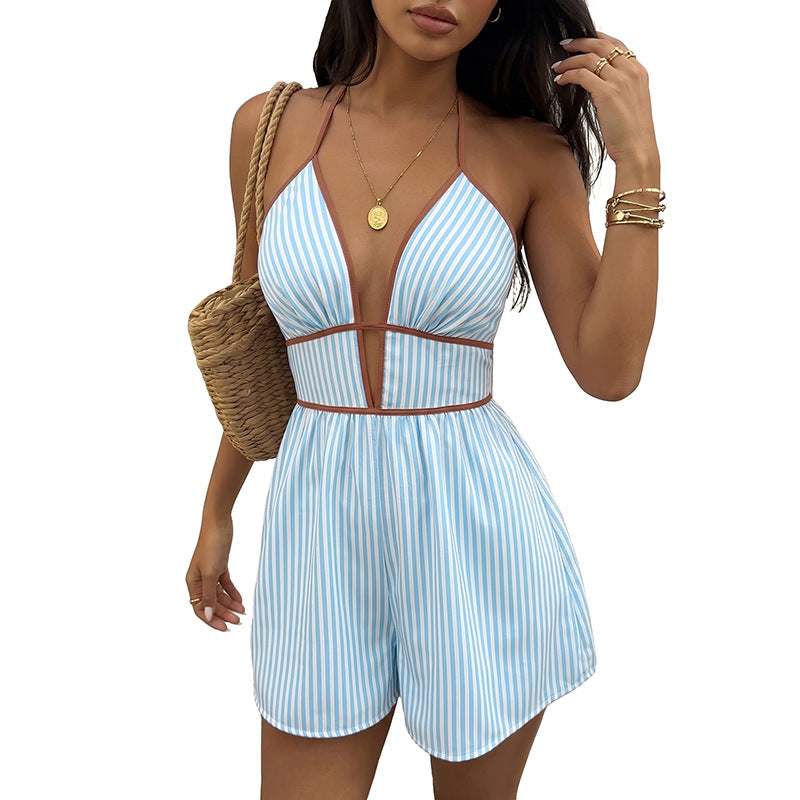short combinaison rayé à col et taille cintrée