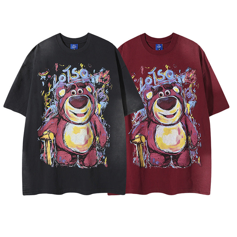 26.77 USD T-shirt à manches courtes imprimé d'un adorable ourson fraise, style décontracté pour homme et couple, idéal pour l'été.