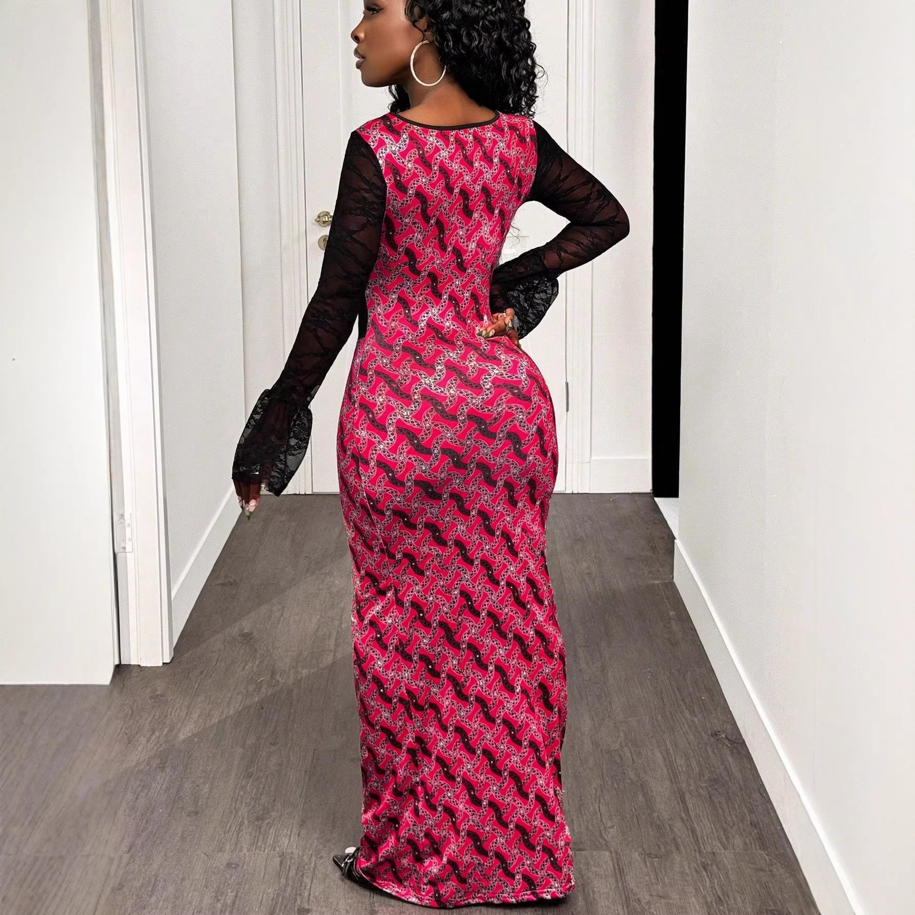 Robe longue sexy à épaules dénudées et manches évasées, ornée de dentelle, coupe ajustée, pour femme