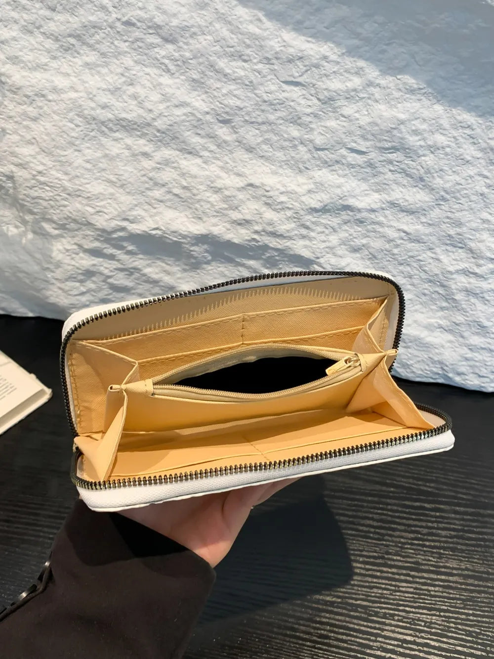 12.81 USD Portefeuille en cuir PU couleur unie