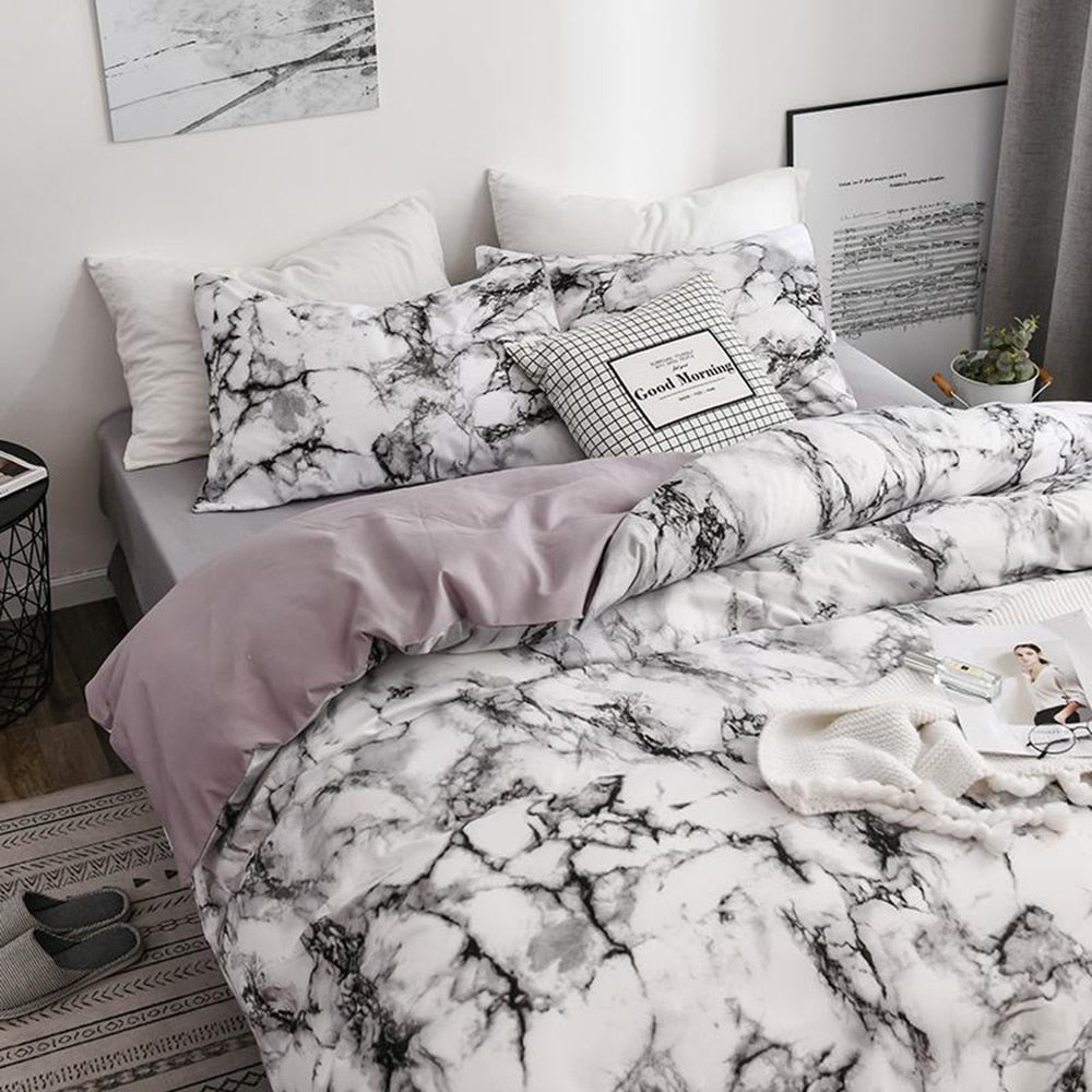 15.13/41.91 USD  La parure de lit est composée d'une housse de couette imprimée à motif marbre blanc confortable (ensemble 2/3 pièces).