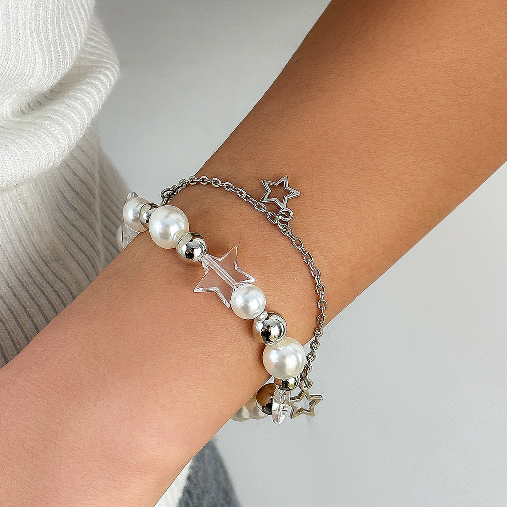 $8.14/9.30 USD - Simple and Versatile Magnetic Heart Tassel Star Pendant Bracelet