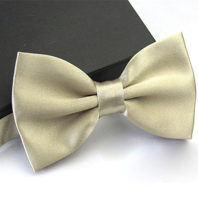 12.43 USD Nœud papillon homme, 1 pièce, style classique, en satin, idéal pour smoking, mariage ou soirée. Motif papillon ajustable.